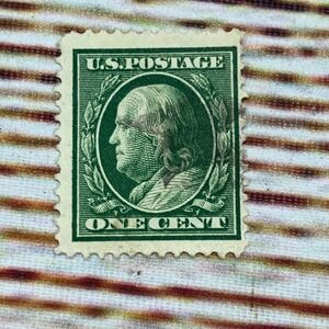 US Postage Stamp One Cent Benjamin Franklin Green Vintage Collectible‎ Rare